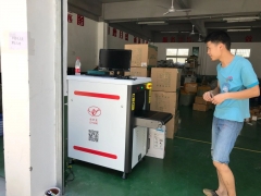 怎么選擇物流行業使用的安檢機