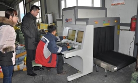 隨快遞企業(yè)是如何用快遞X光安檢機(jī)的？